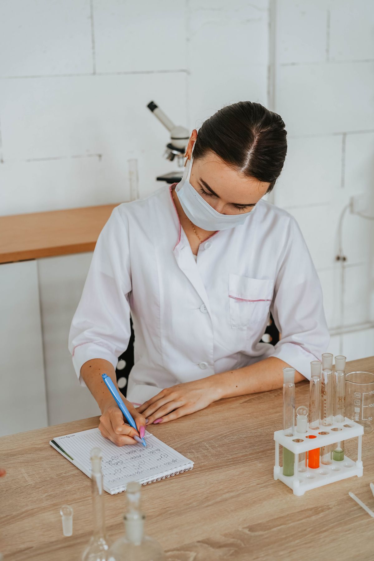 What to Know About Red Light Therapy Marketing Claims