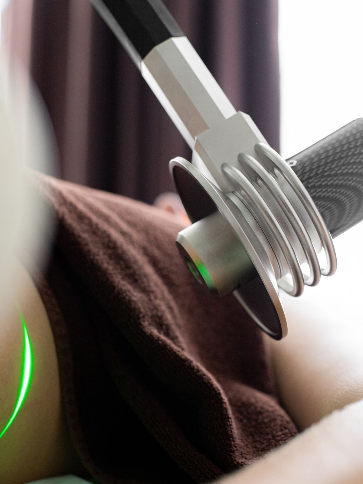 Red Light Therapy Standards and Quality: Why Regulation Matters