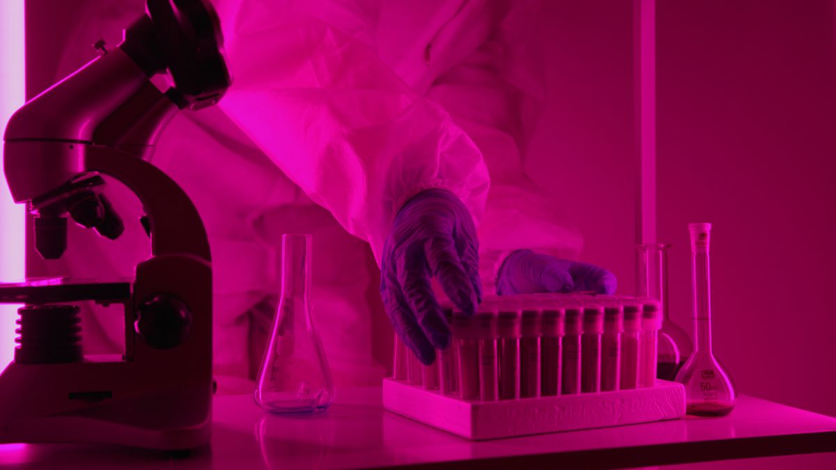 Red Light Therapy and Sustainability: Energy, Longevity, and E-Waste