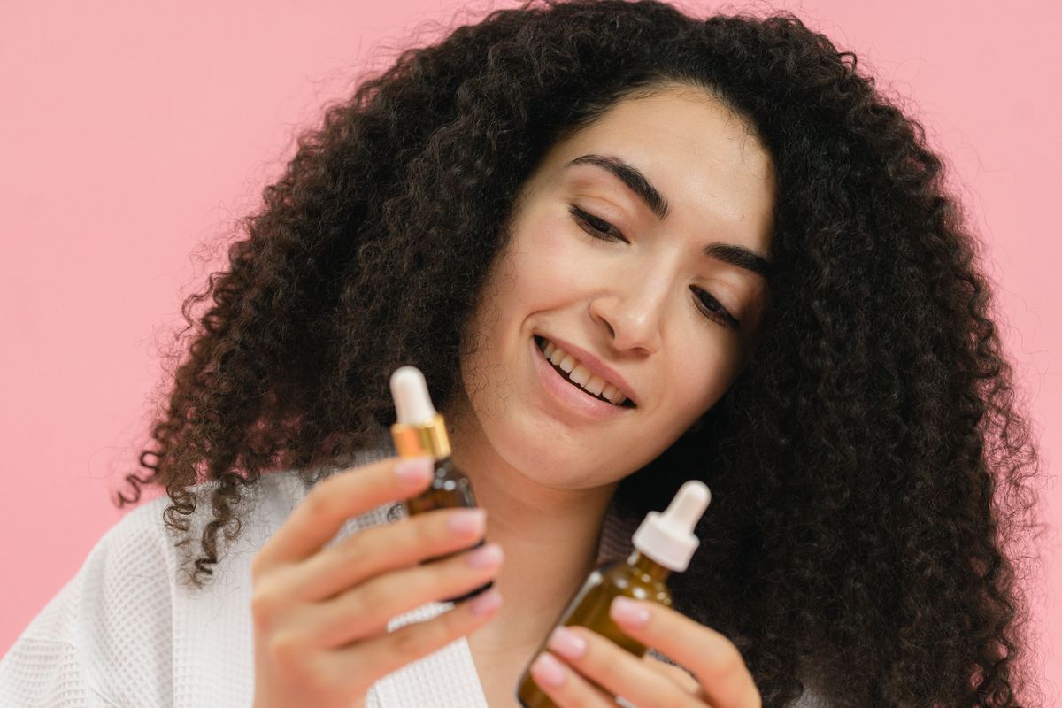Red Light Therapy and Collagen: What the Research Suggests