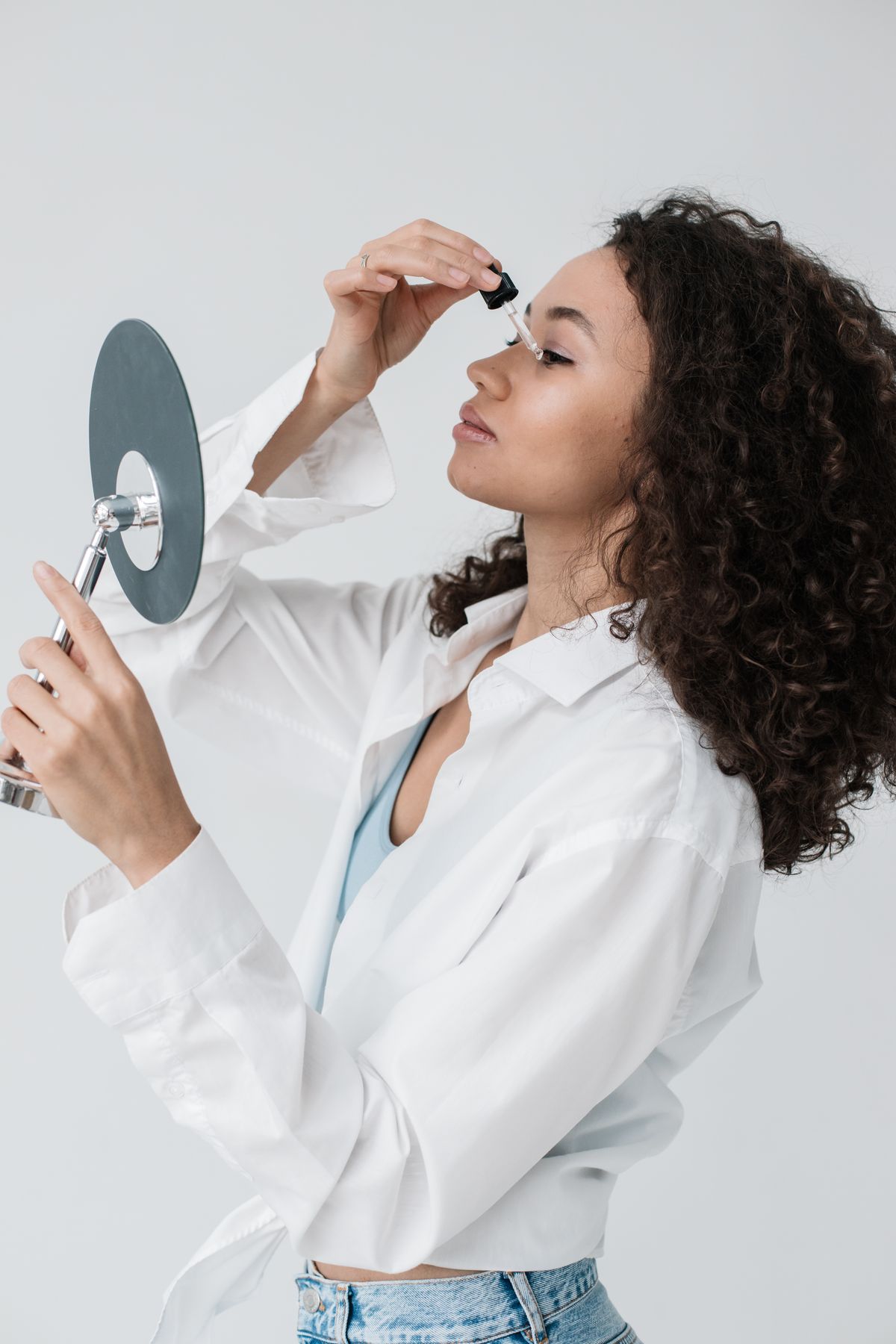 Red Light Therapy Masks: How They Work and What to Expect