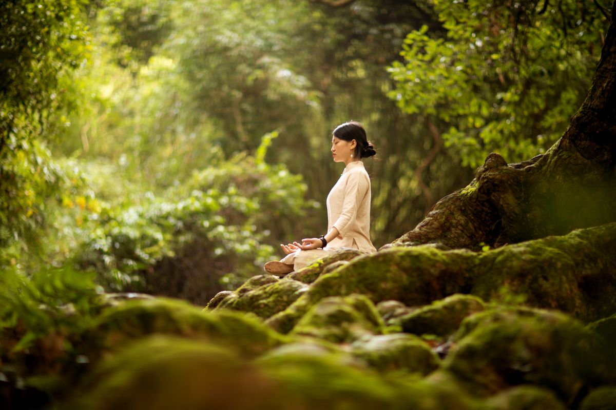 Red Light Therapy and Stress: Building a Relaxation Routine