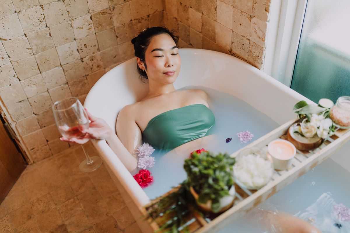 Red Light Therapy and Seasonal Mood Changes