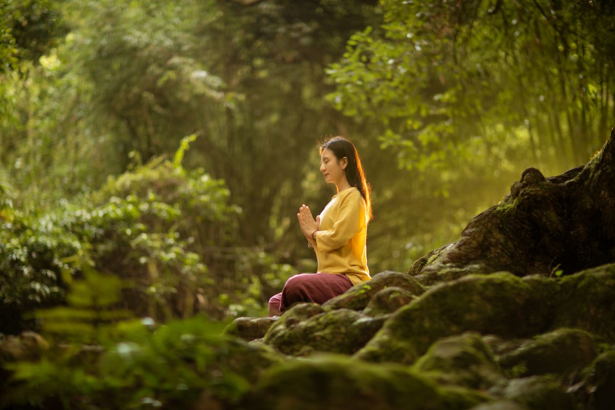 Red Light Therapy as Part of a Self-Care Routine