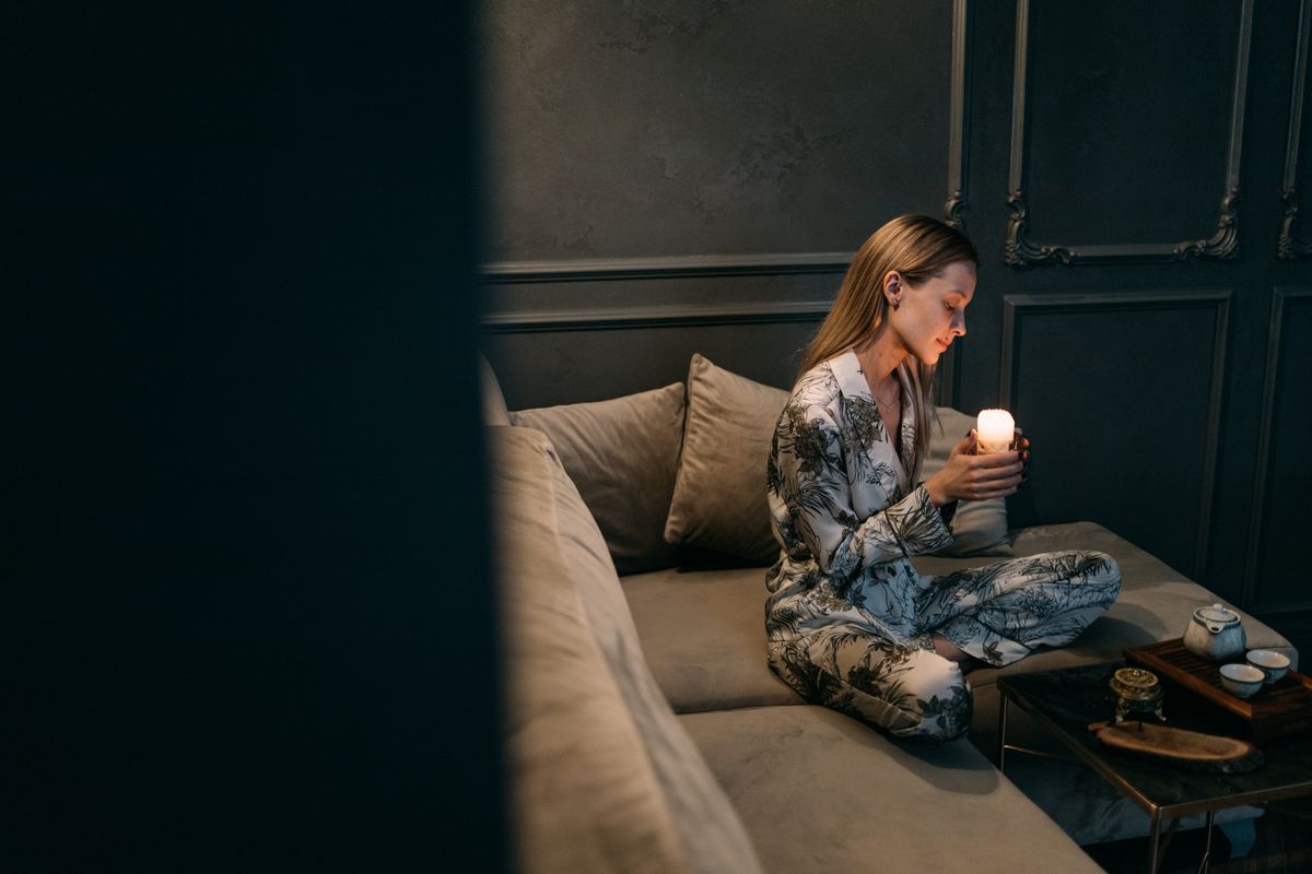 red light therapy morning or evening sleep