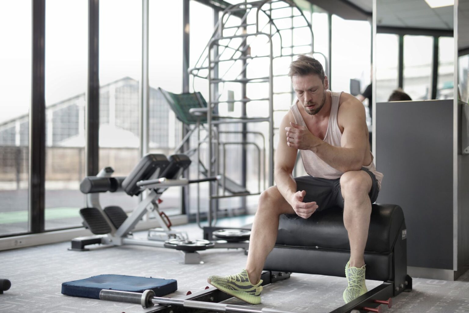 red light therapy for muscle and joint recovery