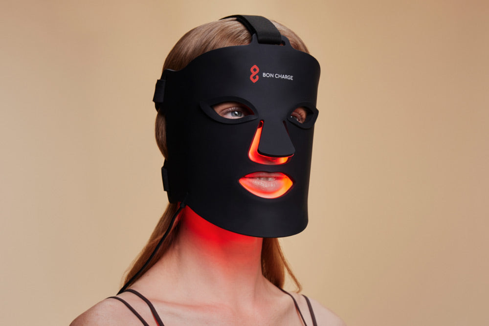 BON CHARGE Face Mask detail